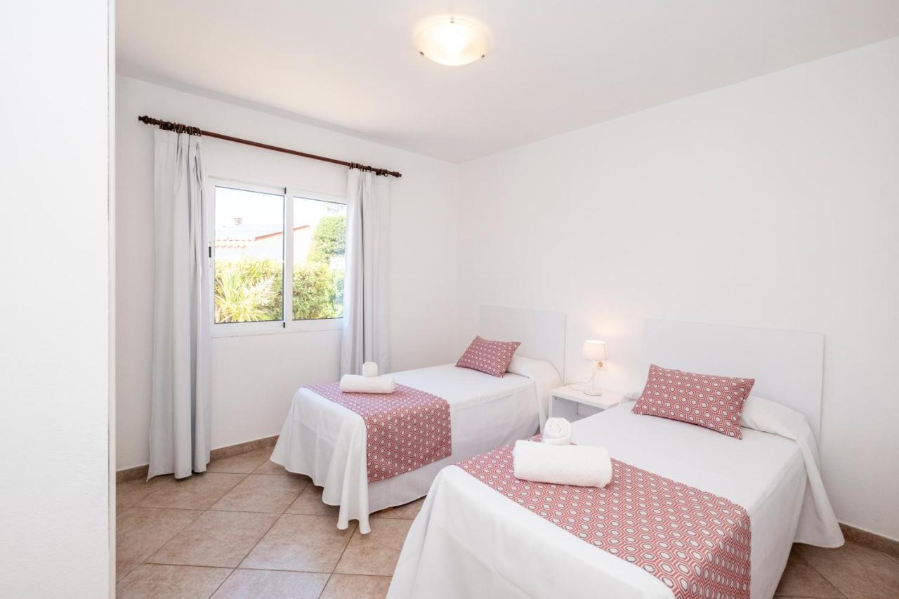 Villas Geisan Ciutadella  Luaran gambar